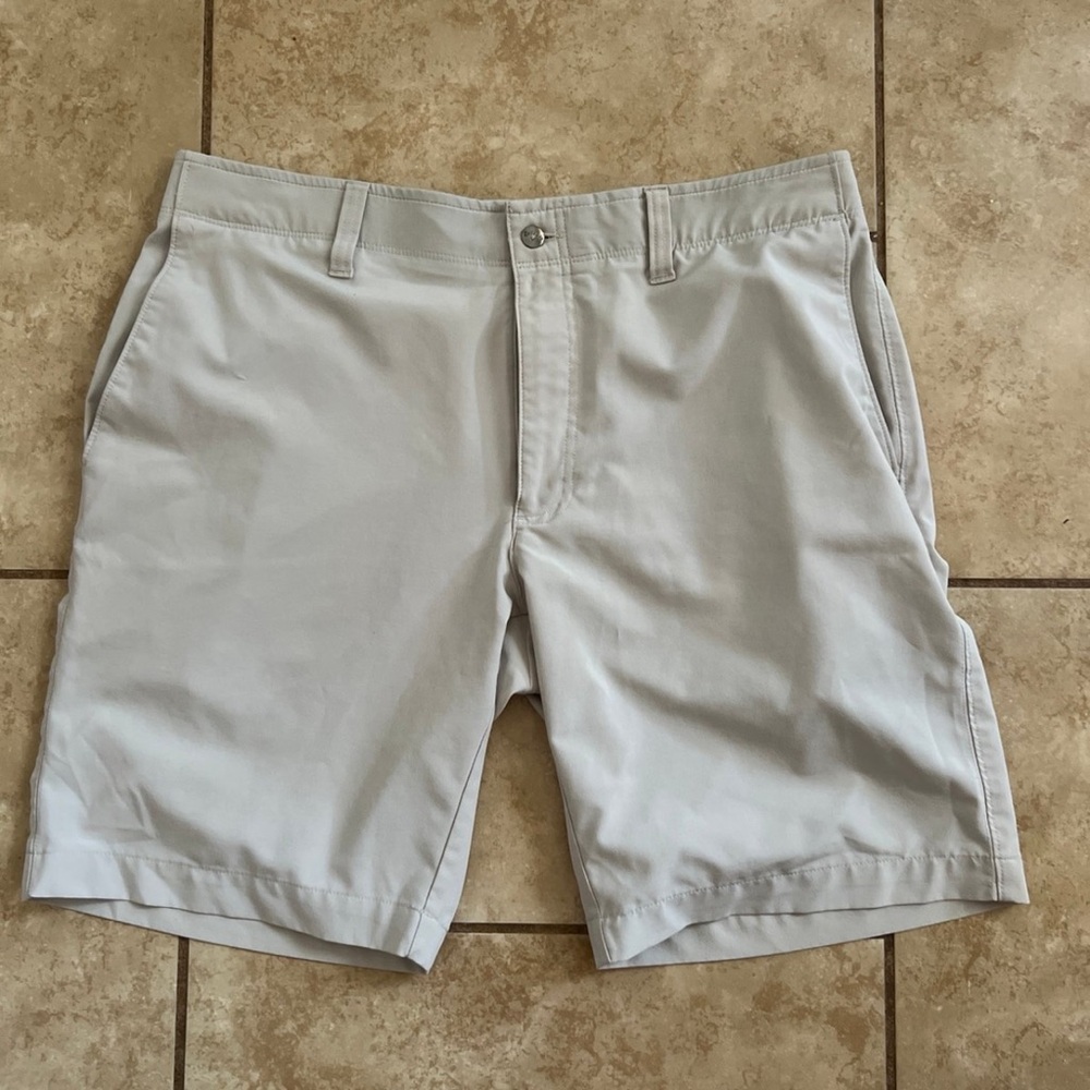 Golf shorts
